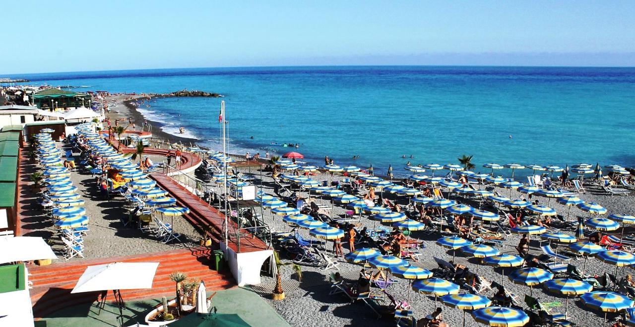Gold Hotel Bordighera Extérieur photo