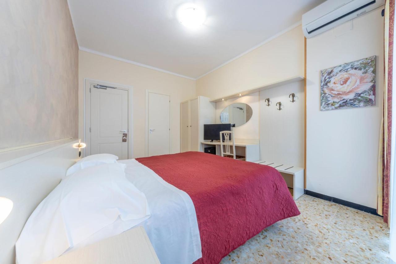 Gold Hotel Bordighera Extérieur photo