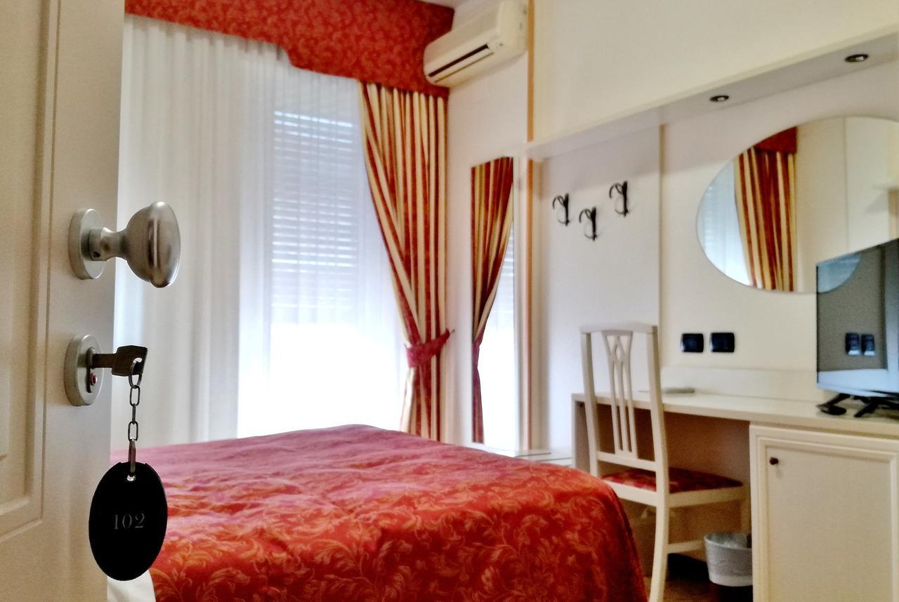 Gold Hotel Bordighera Extérieur photo