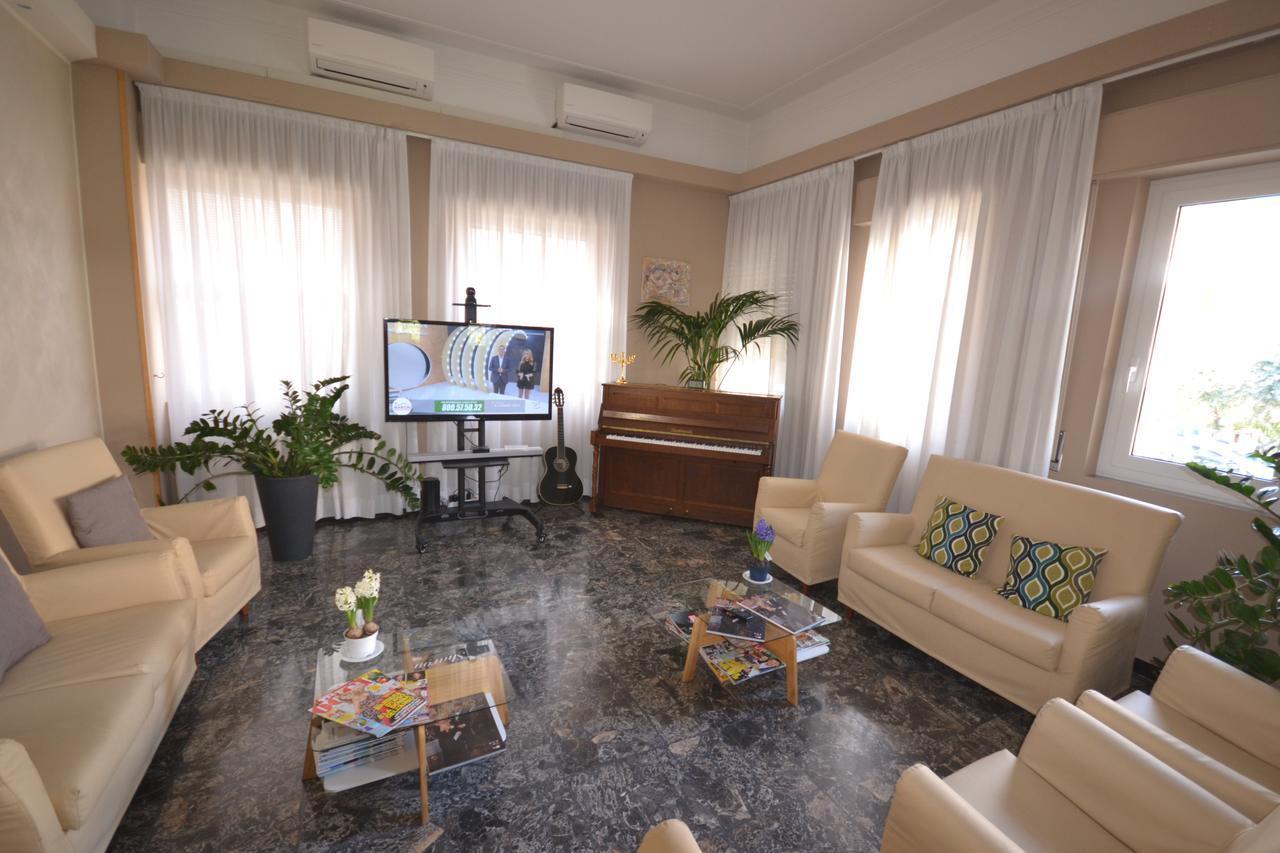 Gold Hotel Bordighera Extérieur photo